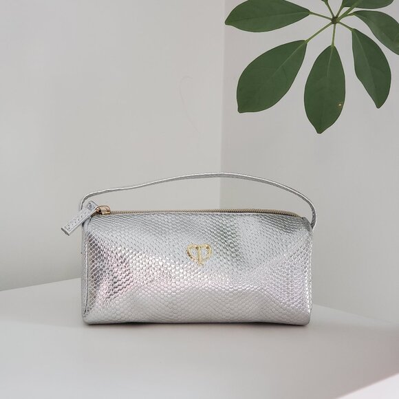 Cle de Peau | Barrel Bag | Silver & Gold - Picture 6 of 6